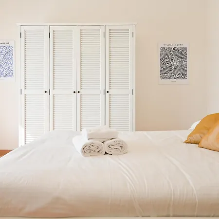 Appartement 2 - Sunny Corner Flat *