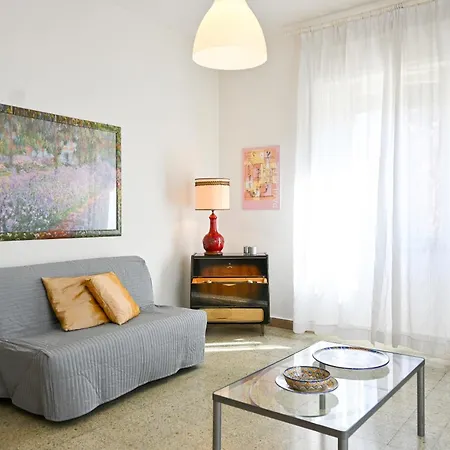 Apartment 2 - Sunny Corner Flat Pisa