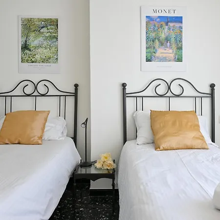 2 - Sunny Corner Flat *